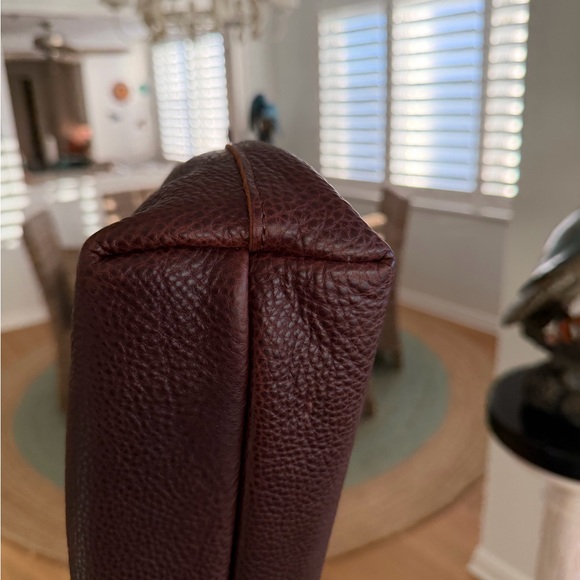 Portland Leather Mini Tote Bag with Crossbody Strap - Picture 3 of 8